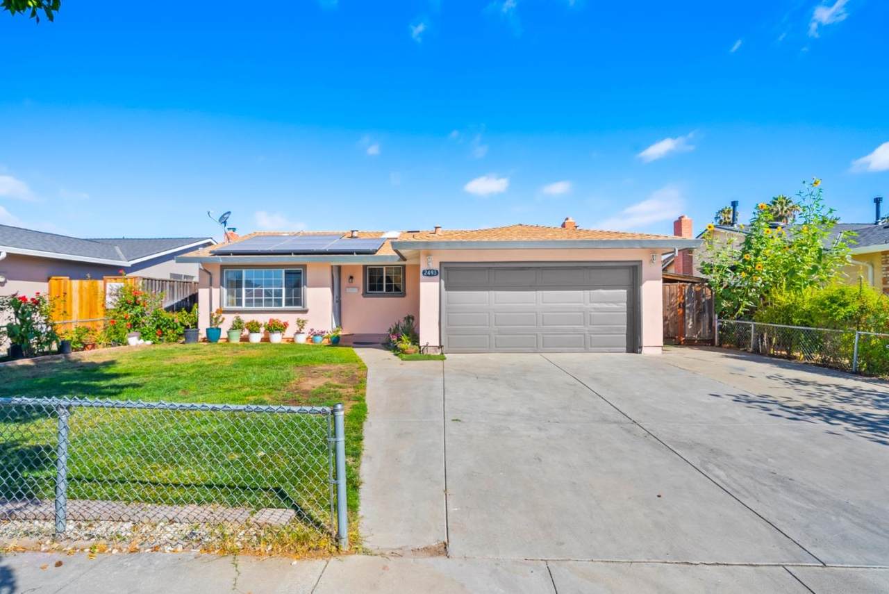 2493 Alfred Way - Photo 1