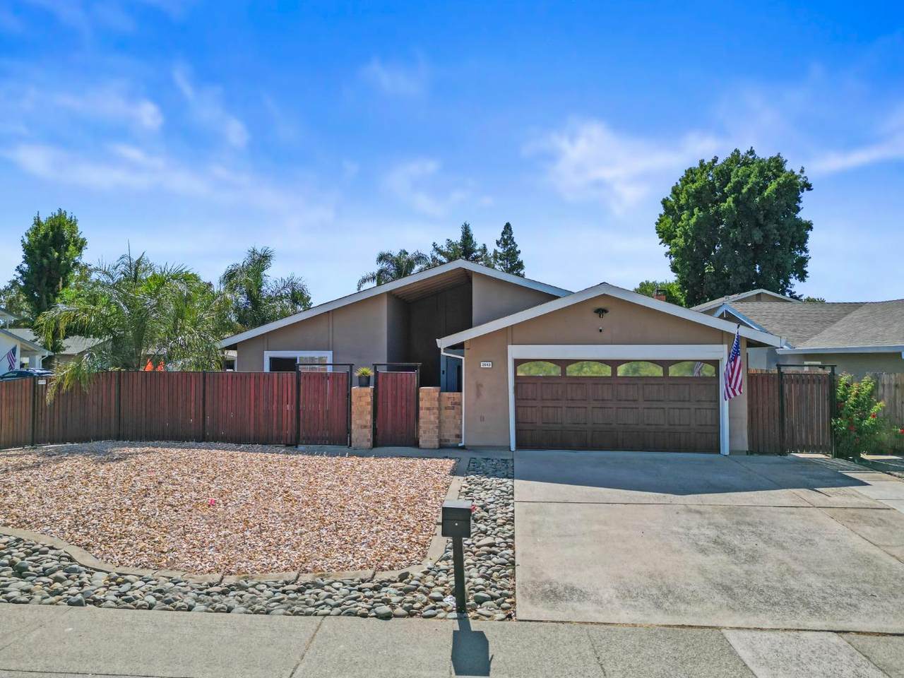 2640 Kansas Way - Photo 1