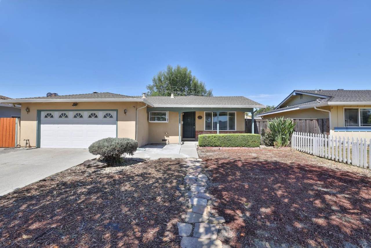 5847 Blossom Ave - Photo 1