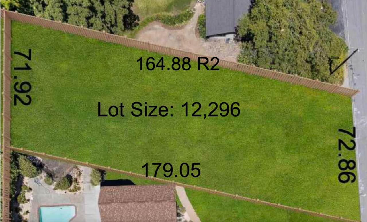 1365-B Fairway Dr - Photo 1