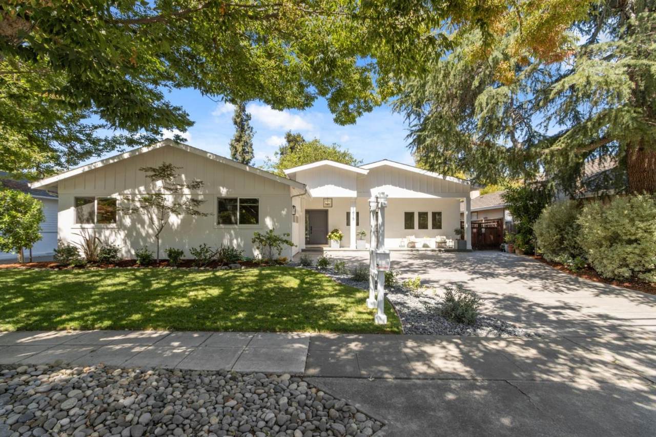 1415 Koch Ln - Photo 1