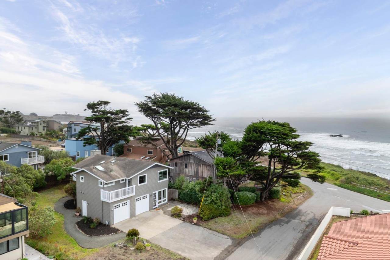 20 Madrone Ave - Photo 1