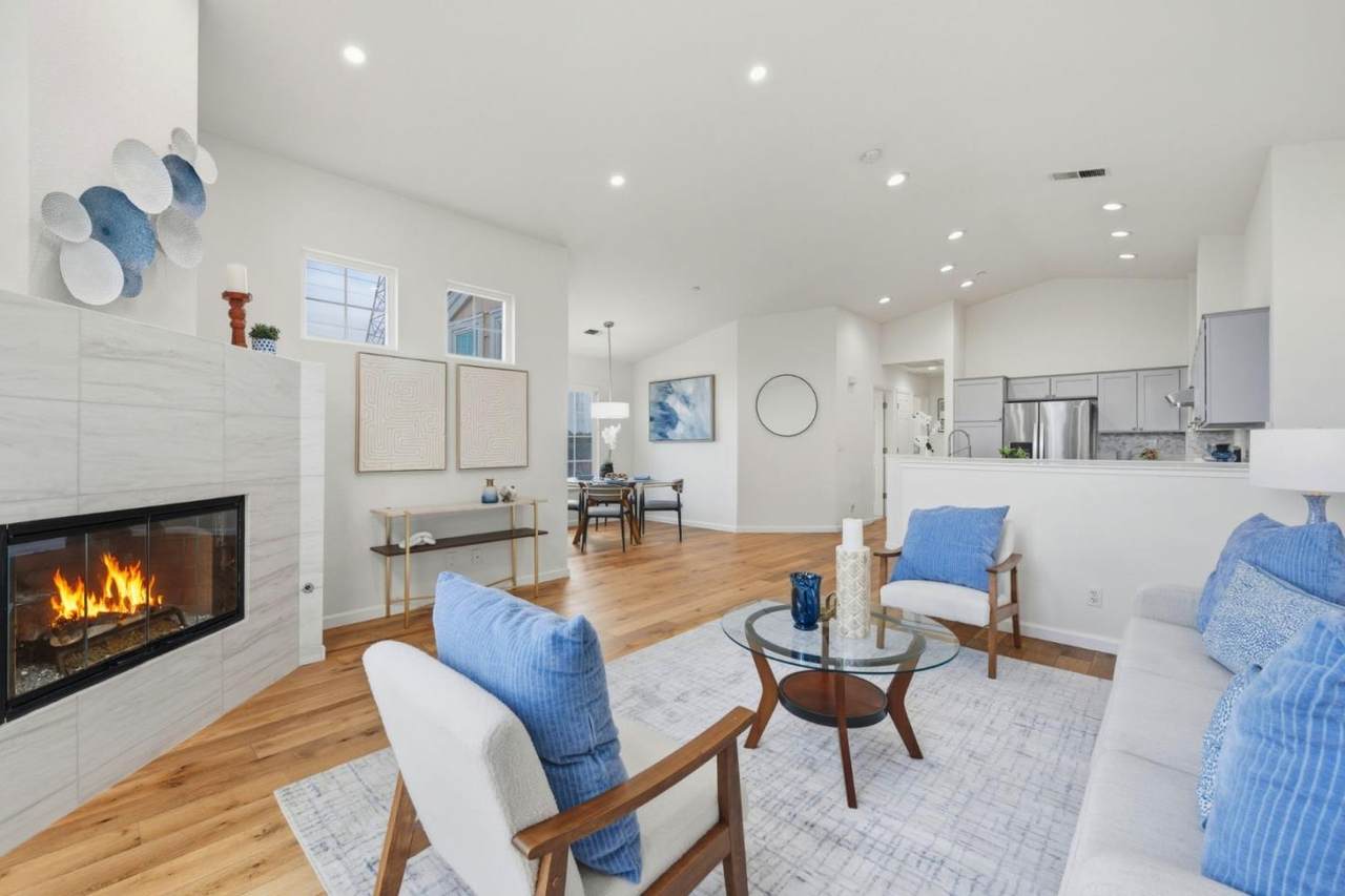 123 Positano Cir 406 - Photo 1