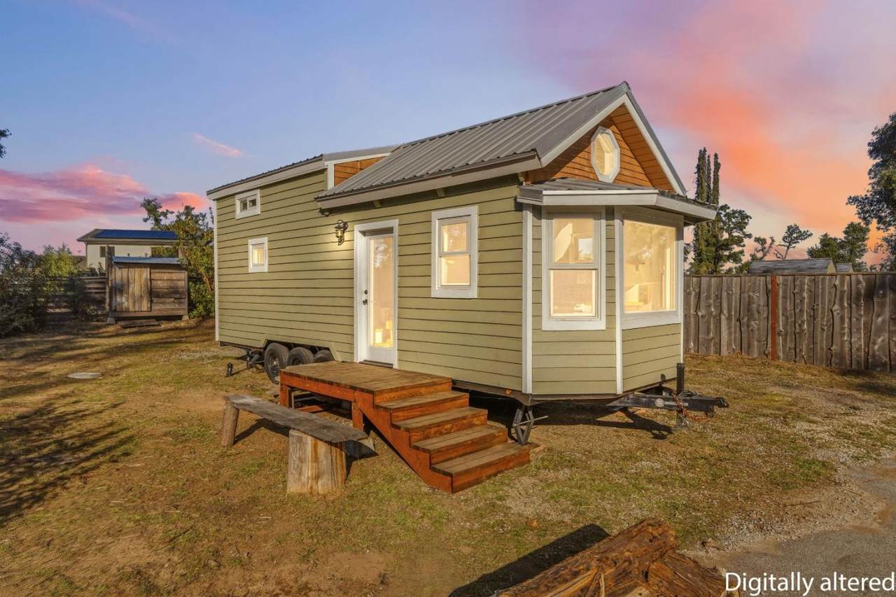 15 Braemoor Dr - Photo 1