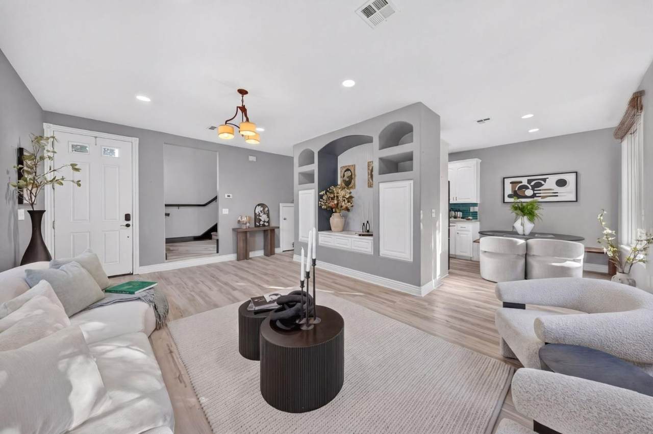 17765 Calle Hermosa - Photo 1