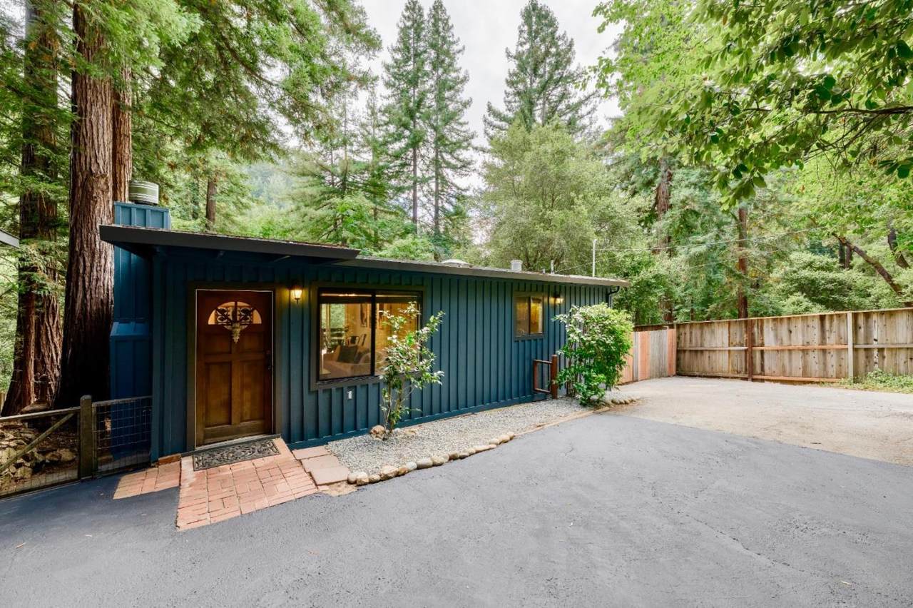 10788 Westwood Rd - Photo 1