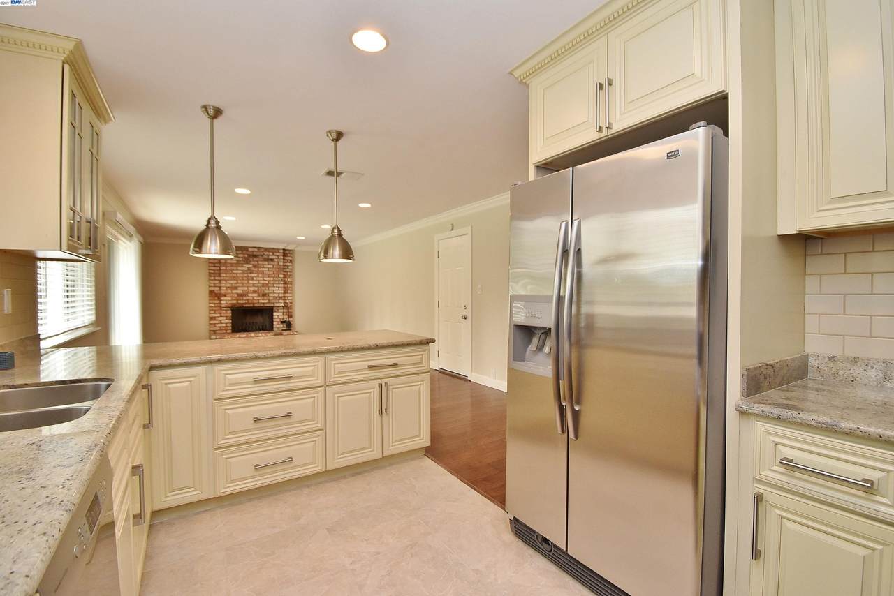 2694 Willowren Way - Photo 1