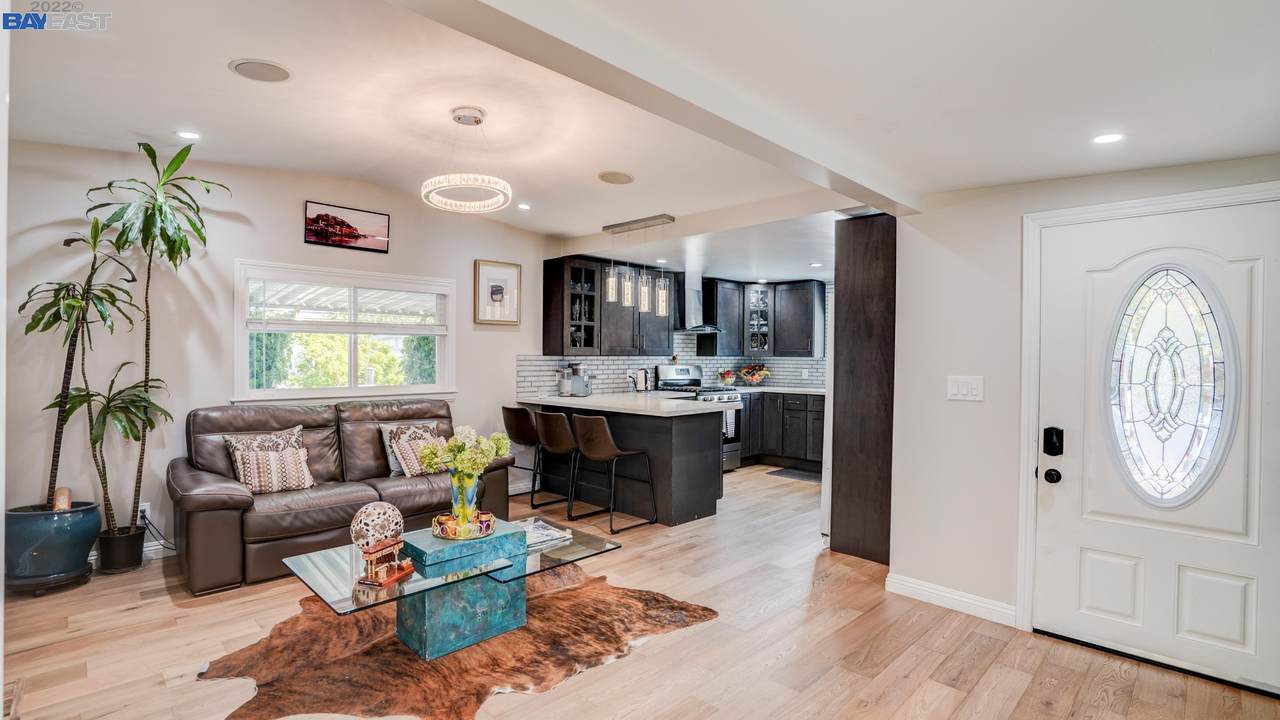 296 Yosemite Road 296 - Photo 1