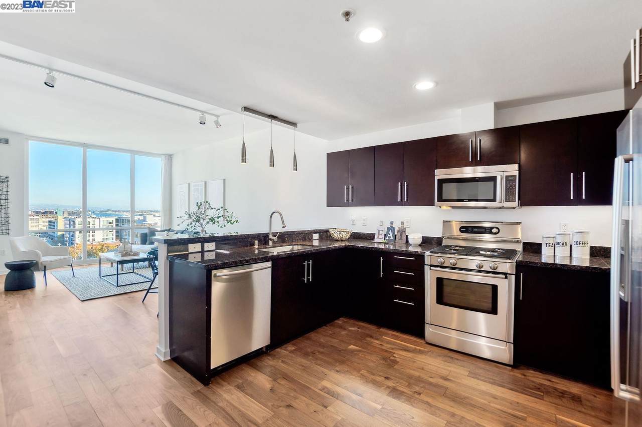 222 Broadway 1107 - Photo 1