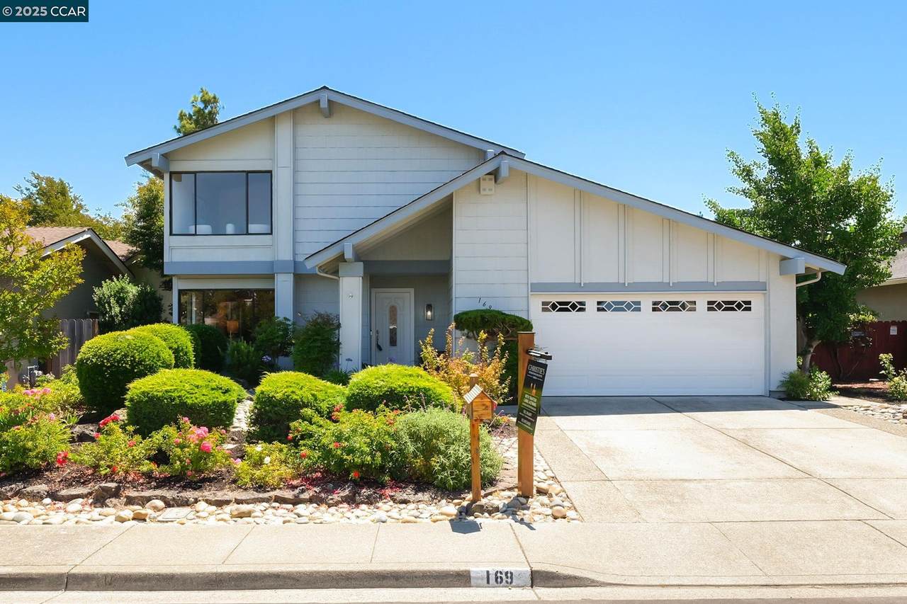 169 Castleton Court - Photo 1