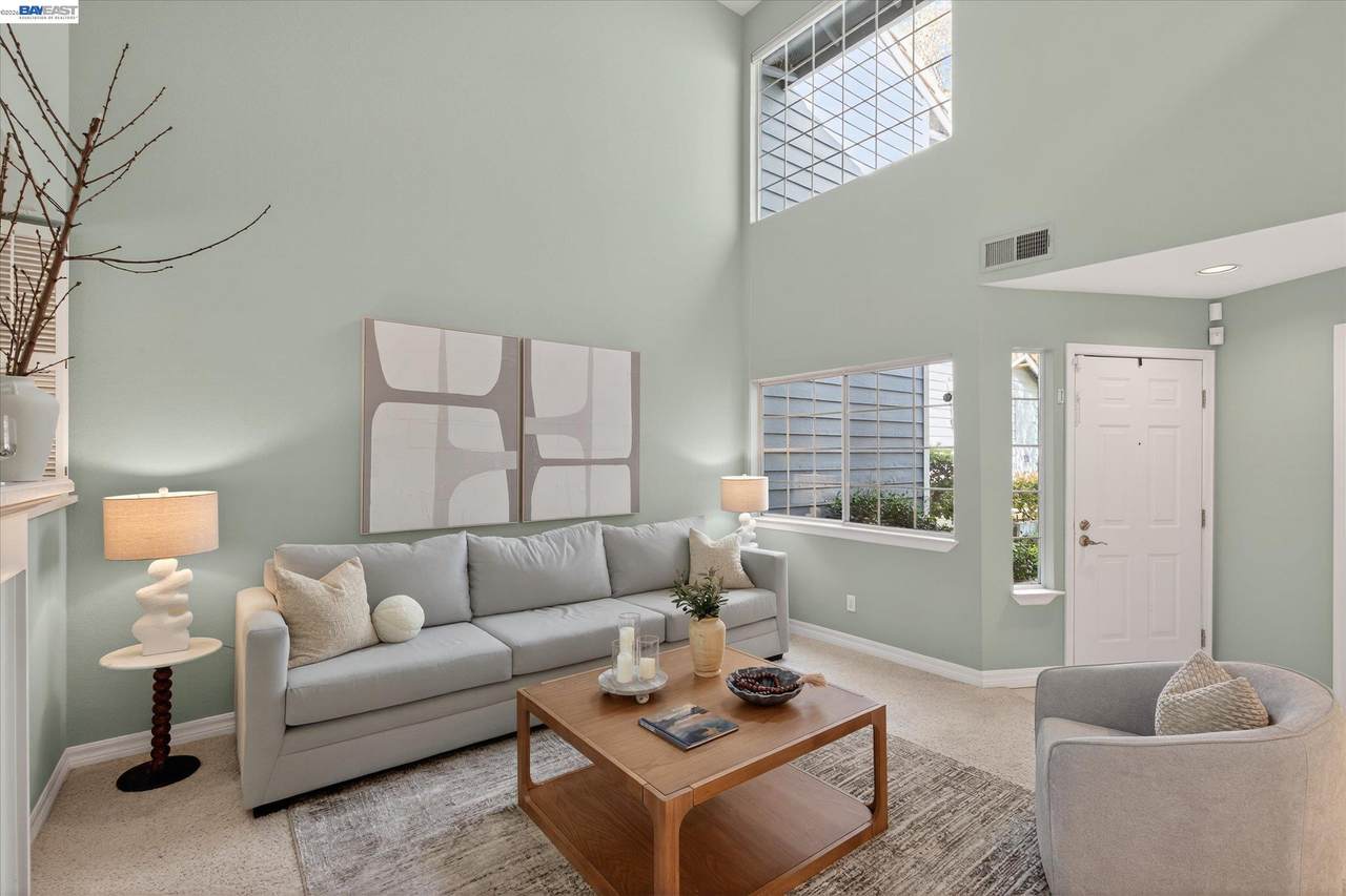 3873 Inverness Cmn - Photo 1