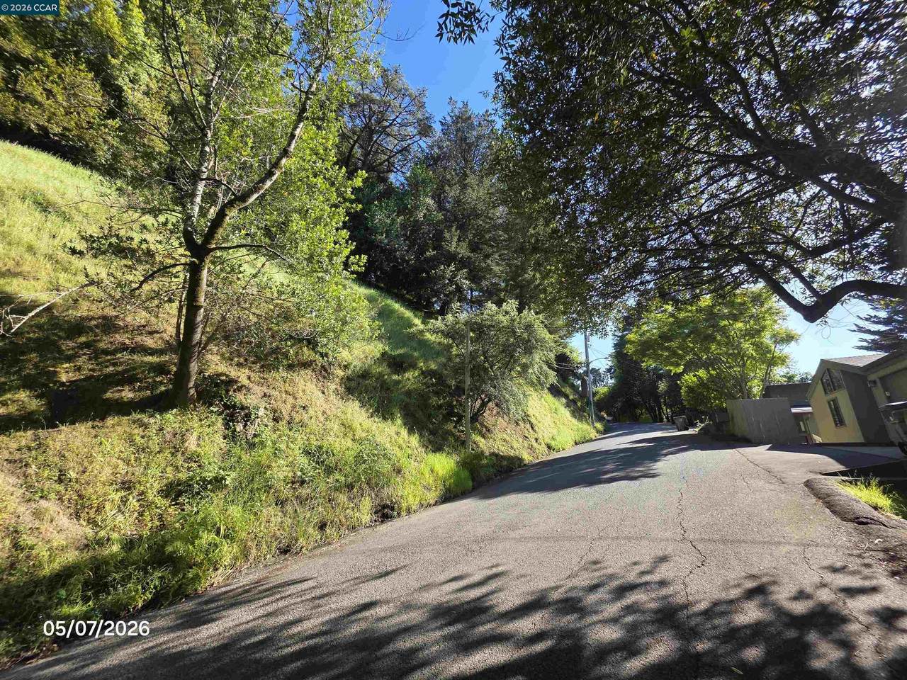 6386 Longcroft Dr - Photo 1