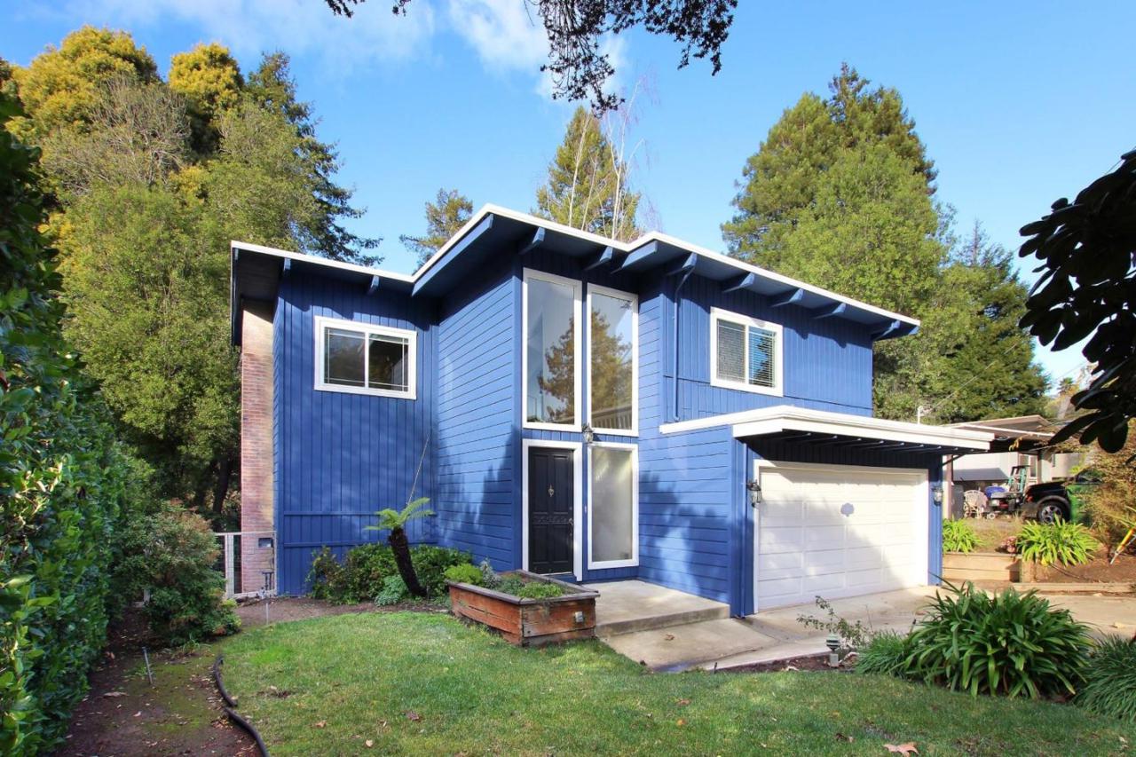 418 Semple Ave - Photo 1