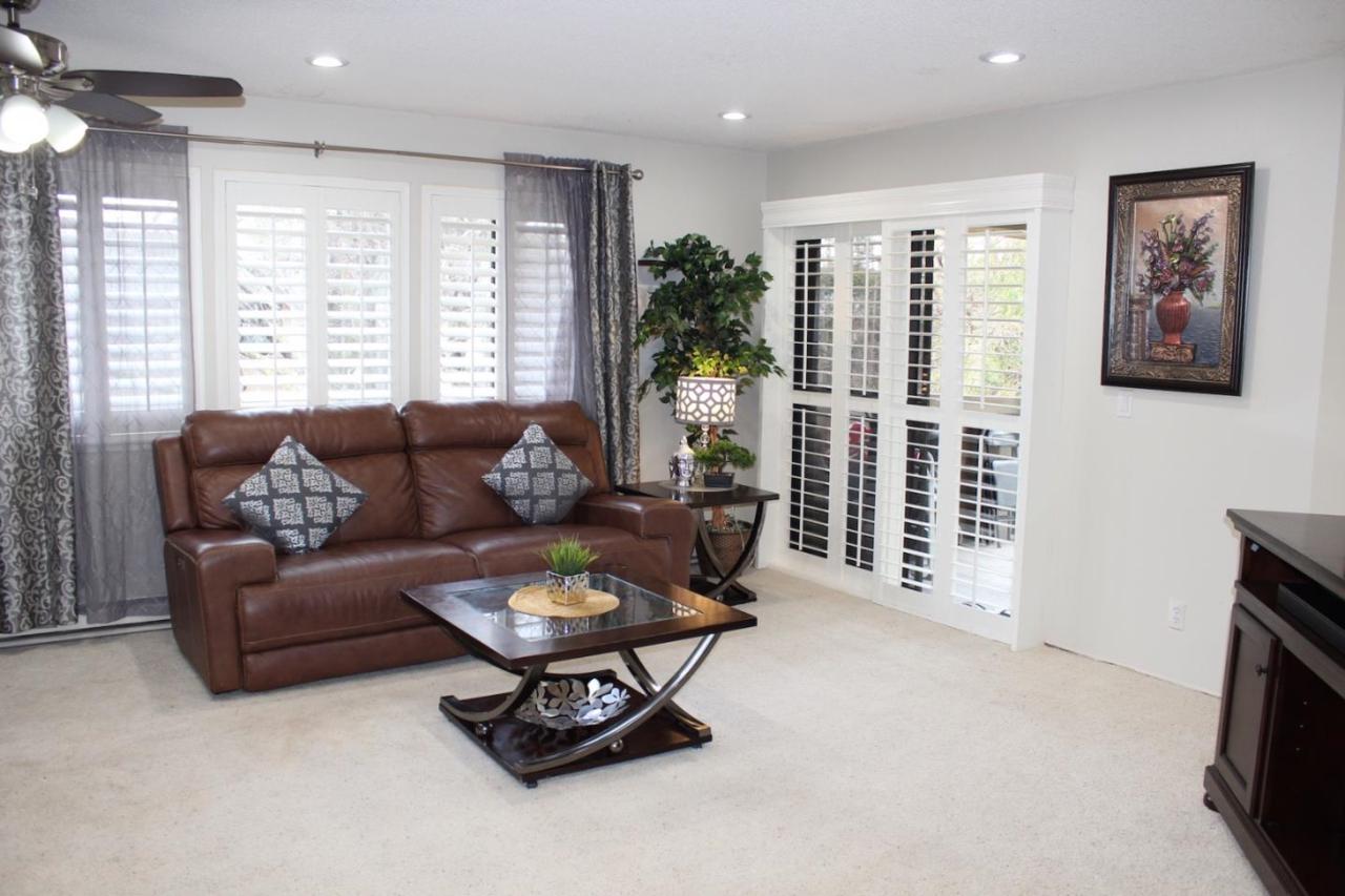 1198 Abbott Ave - Photo 1