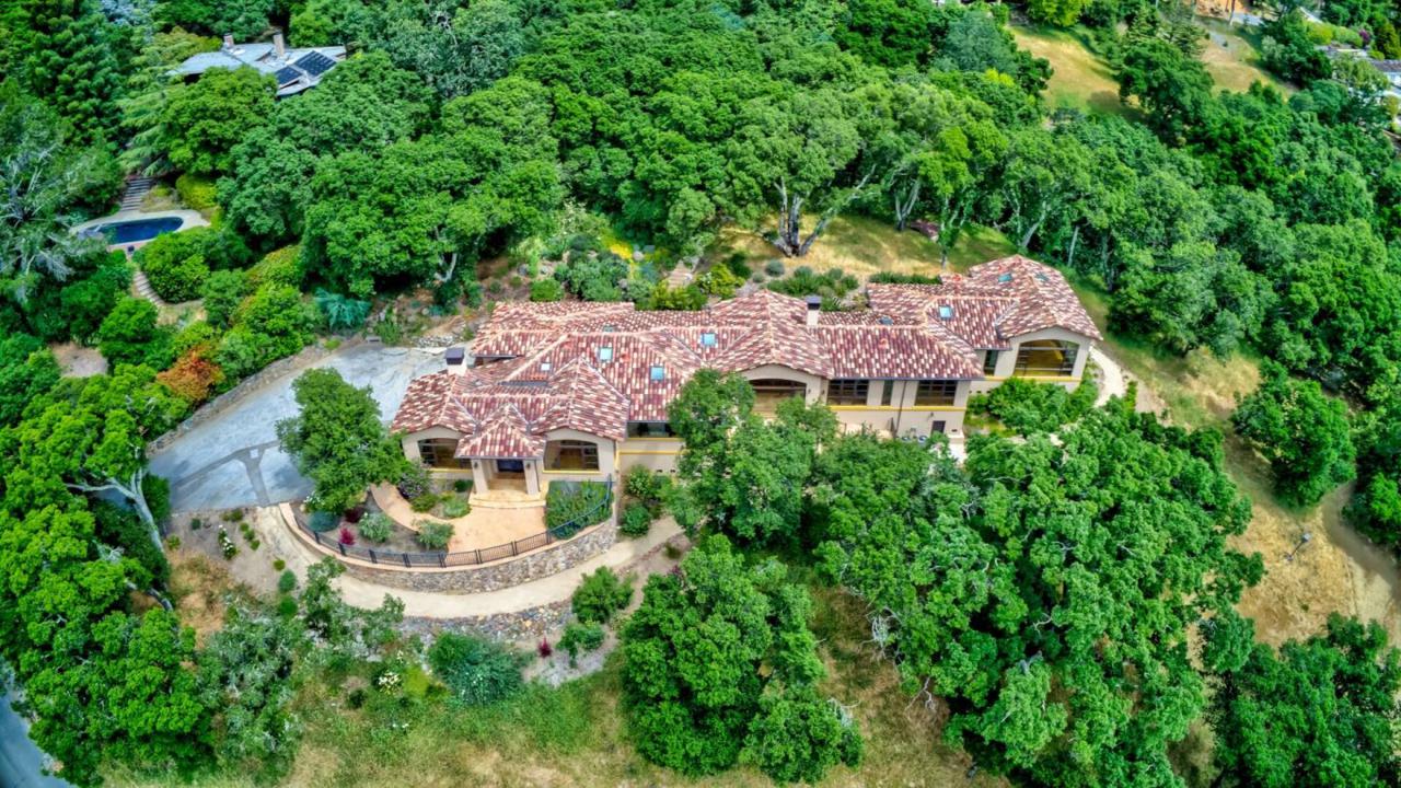 80 Golden Oak Dr - Photo 1