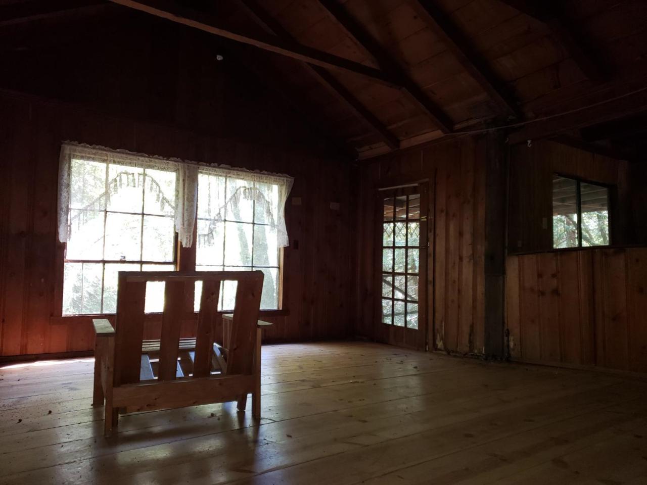 7445 Croy Rd - Photo 1