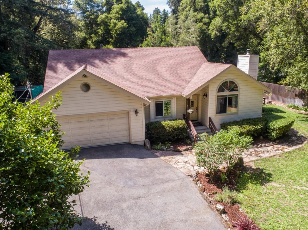 140 Boulder Brook Dr - Photo 1