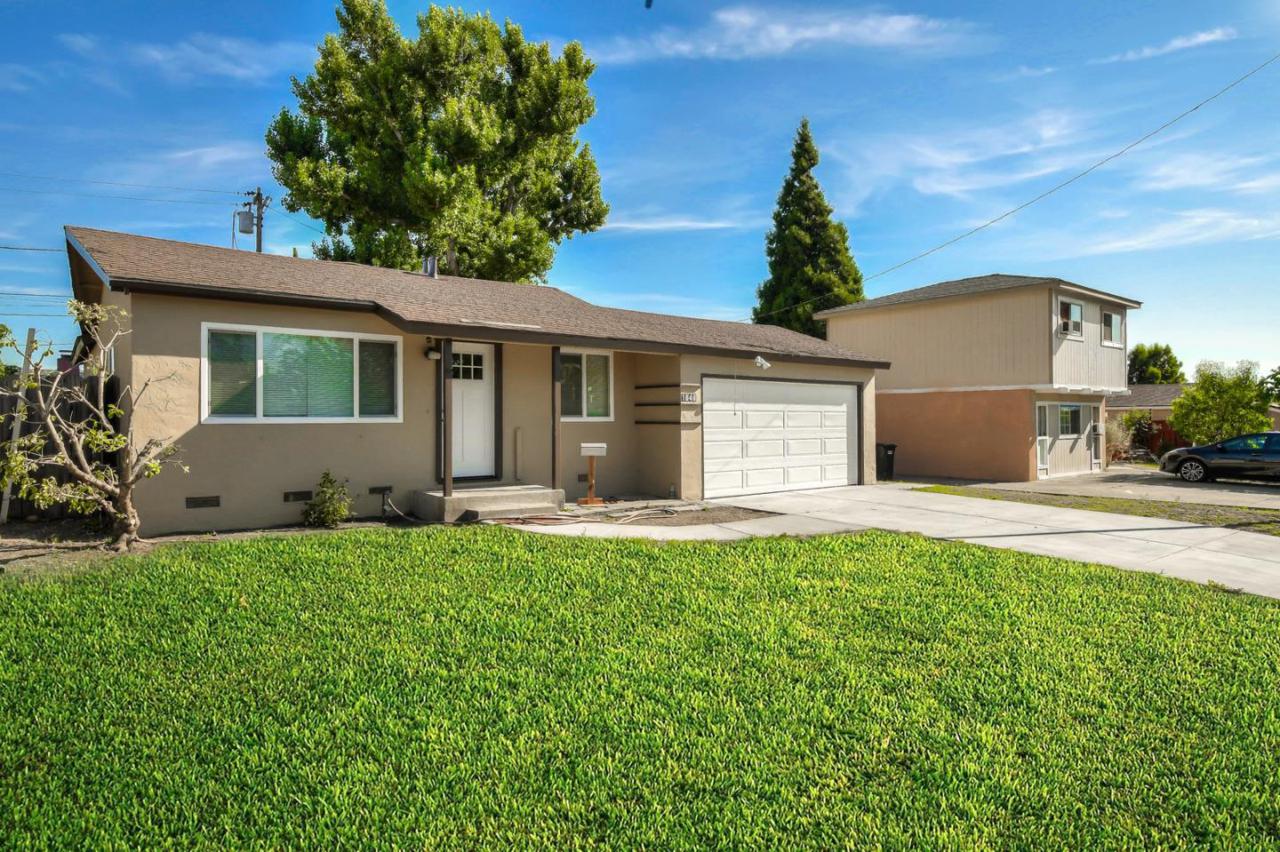 1840 Armand Dr - Photo 1