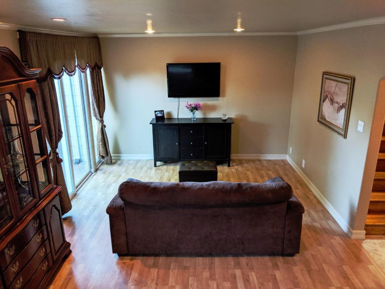 3203 Benton St - Photo 1
