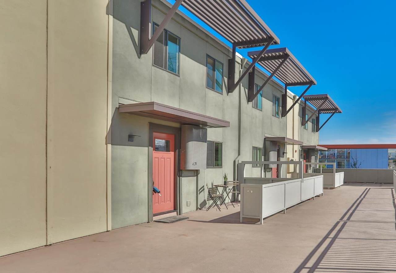 6211 Admiralty Ln - Photo 1