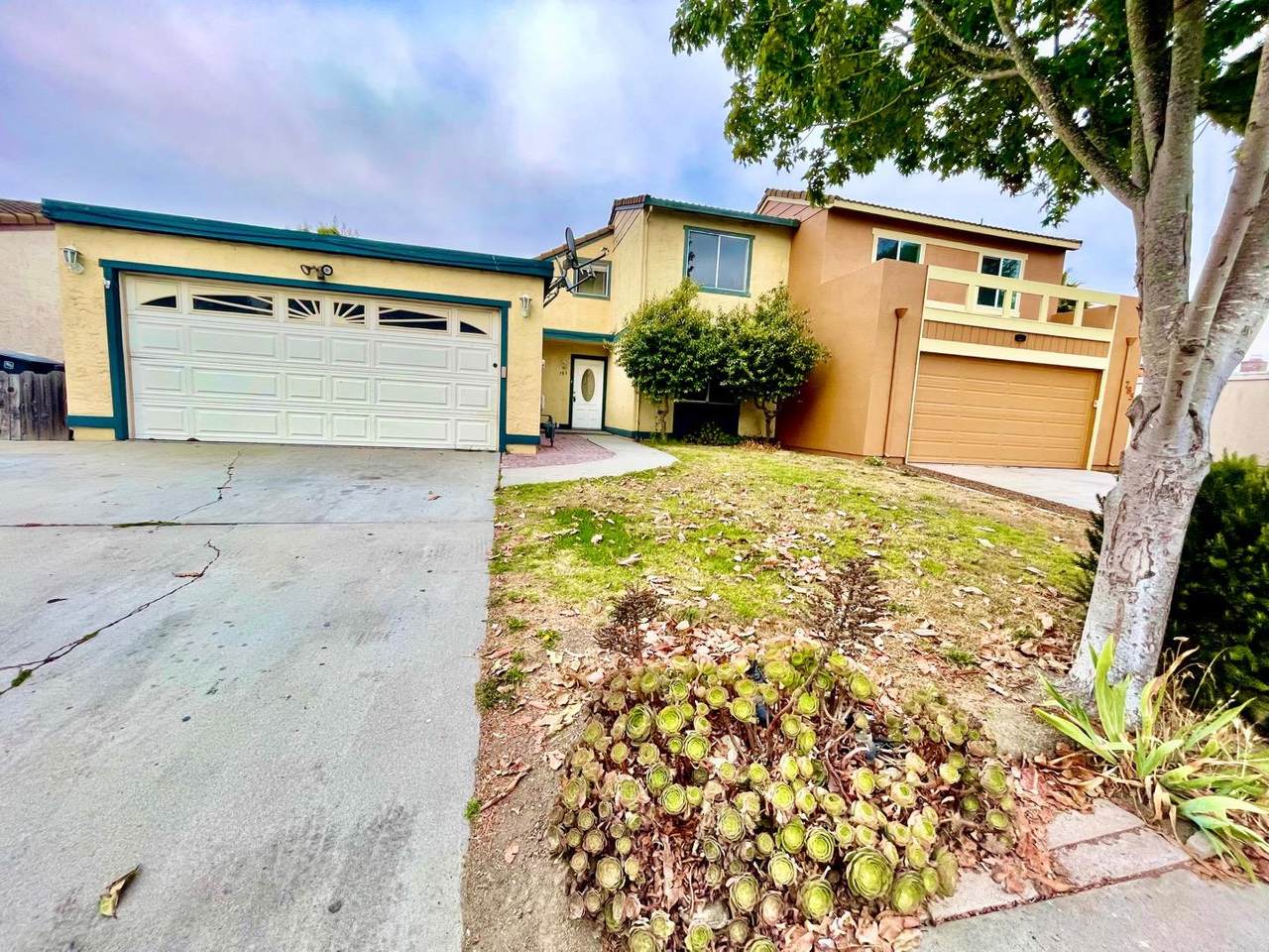 783 Alvarado Dr - Photo 1