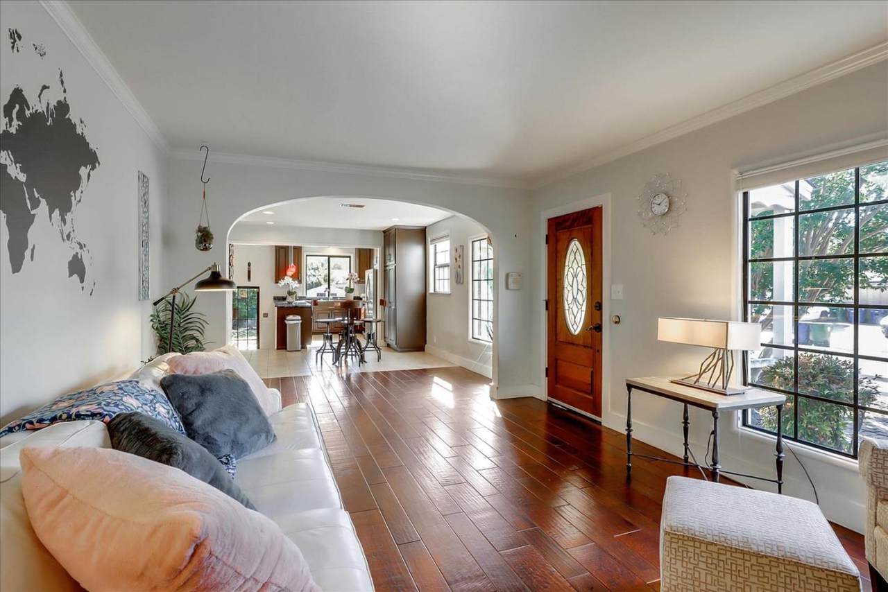 21612 Baywood Ave - Photo 1