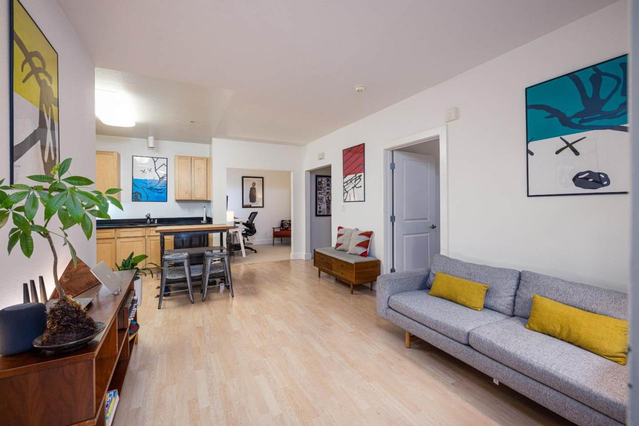 2407 Telegraph Ave 312 - Photo 1