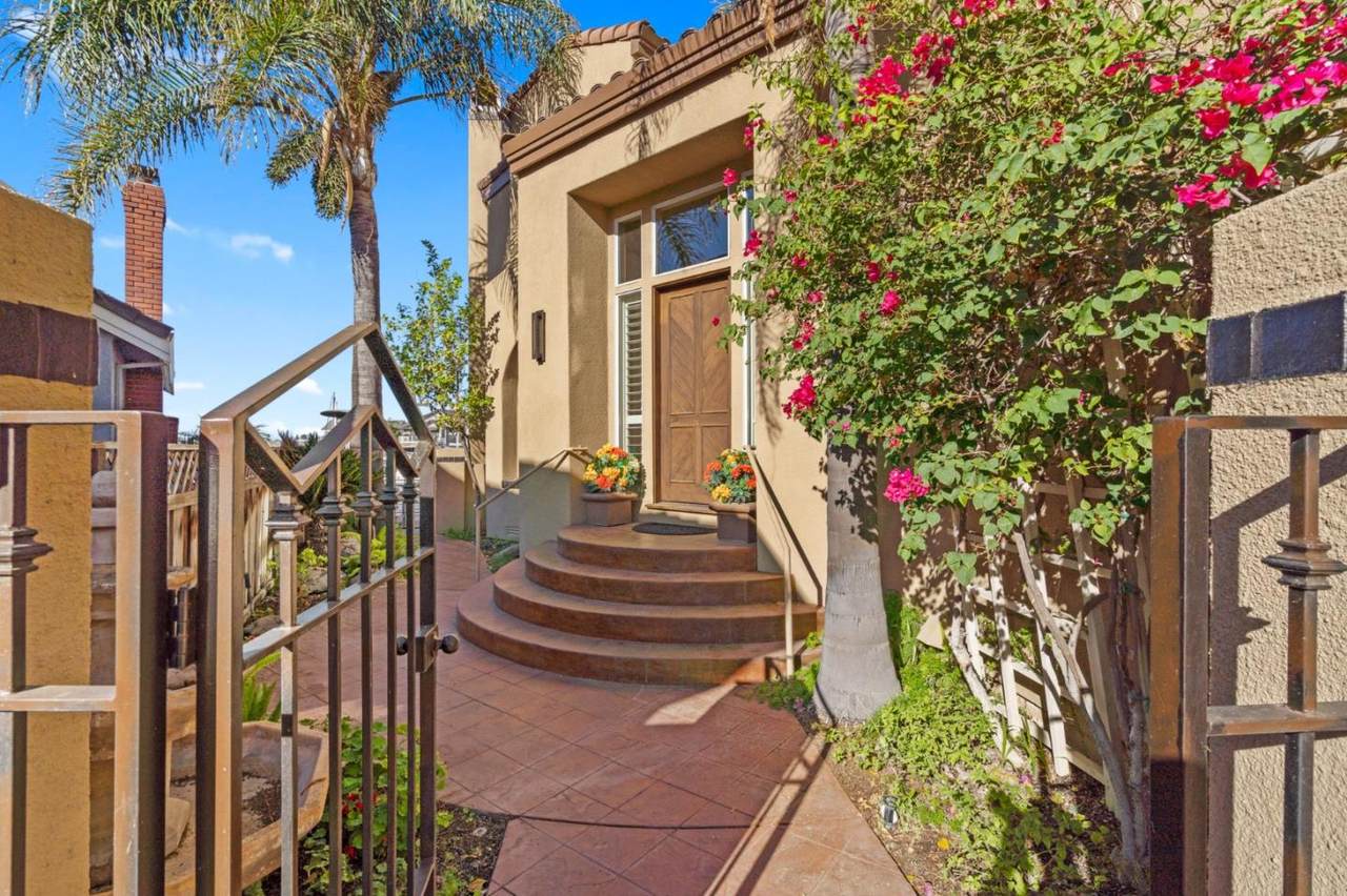 4491 Driftwood Ct - Photo 1