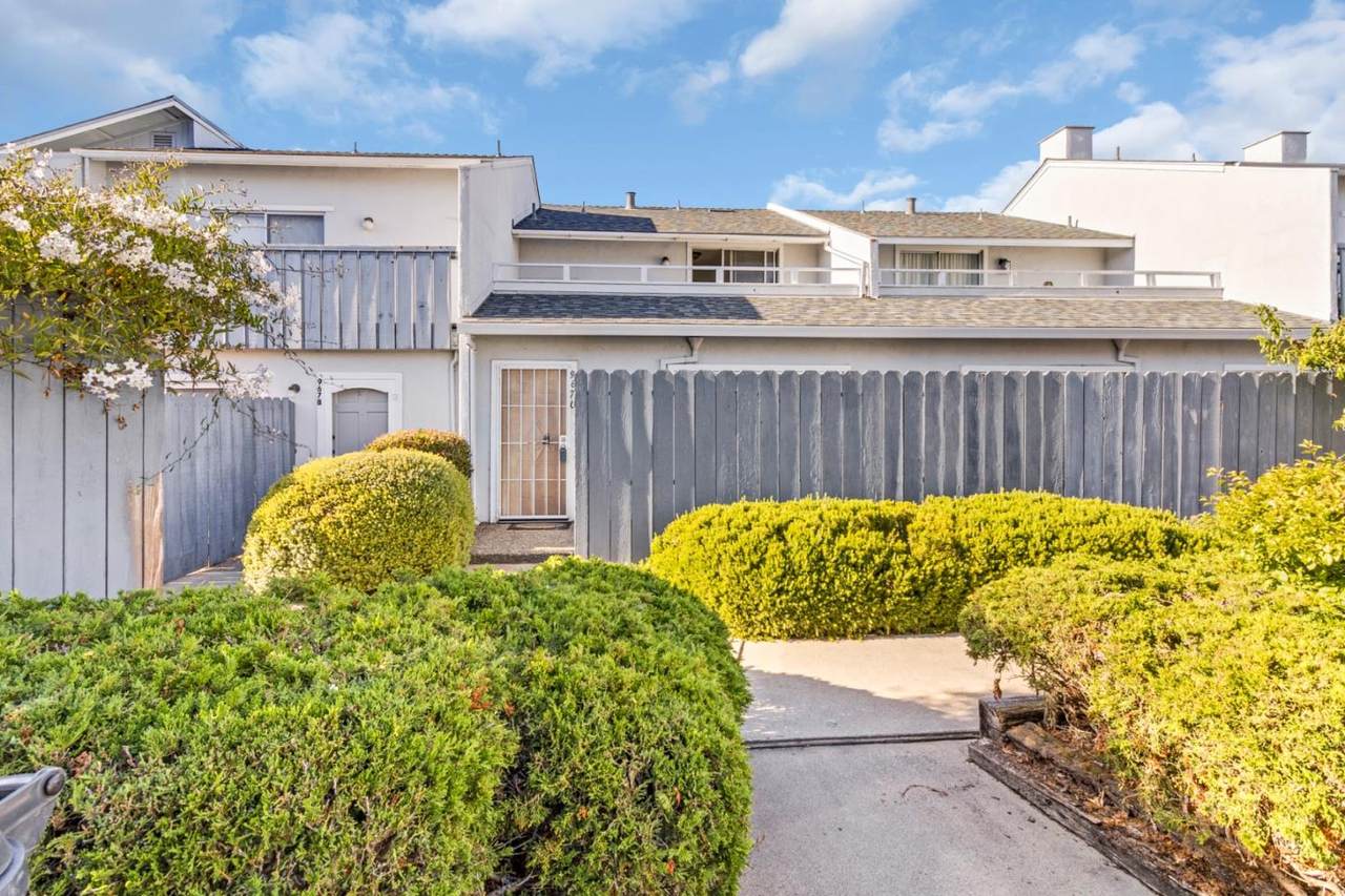 967 Hilby Ave C - Photo 1