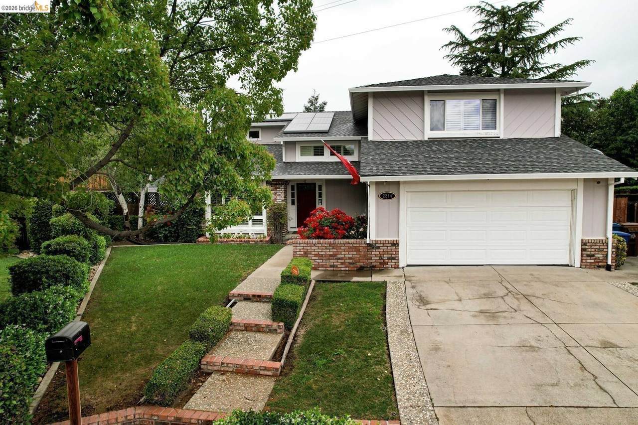 2214 Peyton Ct - Photo 1