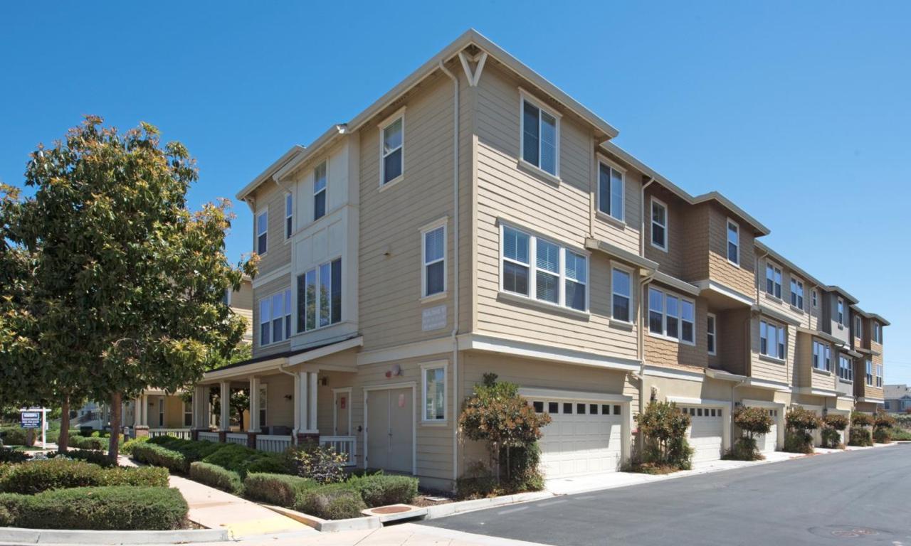 303 Satuma Dr - Photo 1