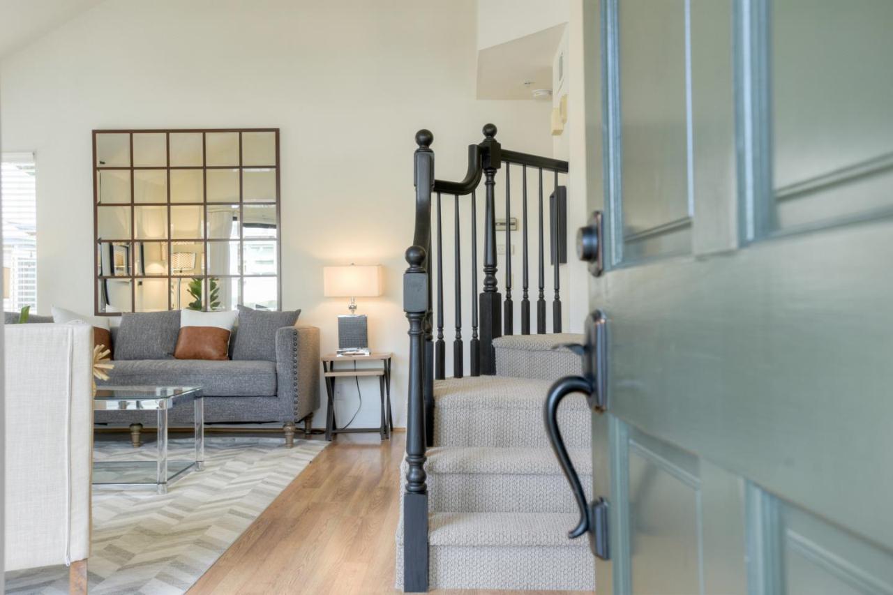 2111 Vista Del Mar - Photo 1