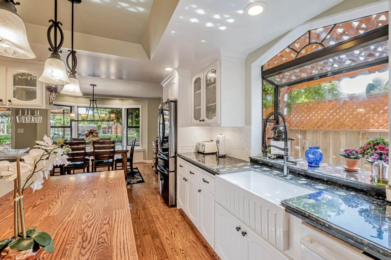 18 Linden Rd - Photo 1