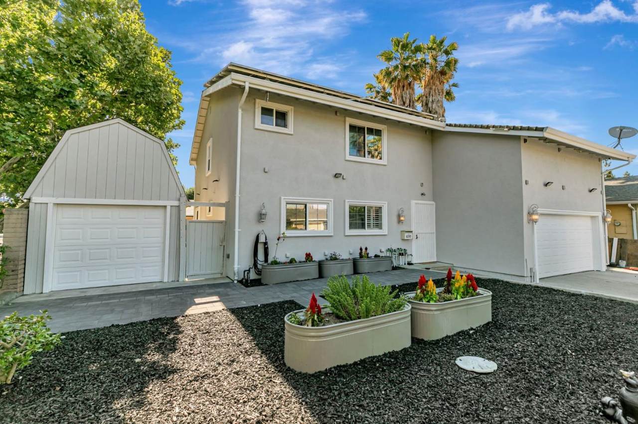 6095 Springer Way - Photo 1