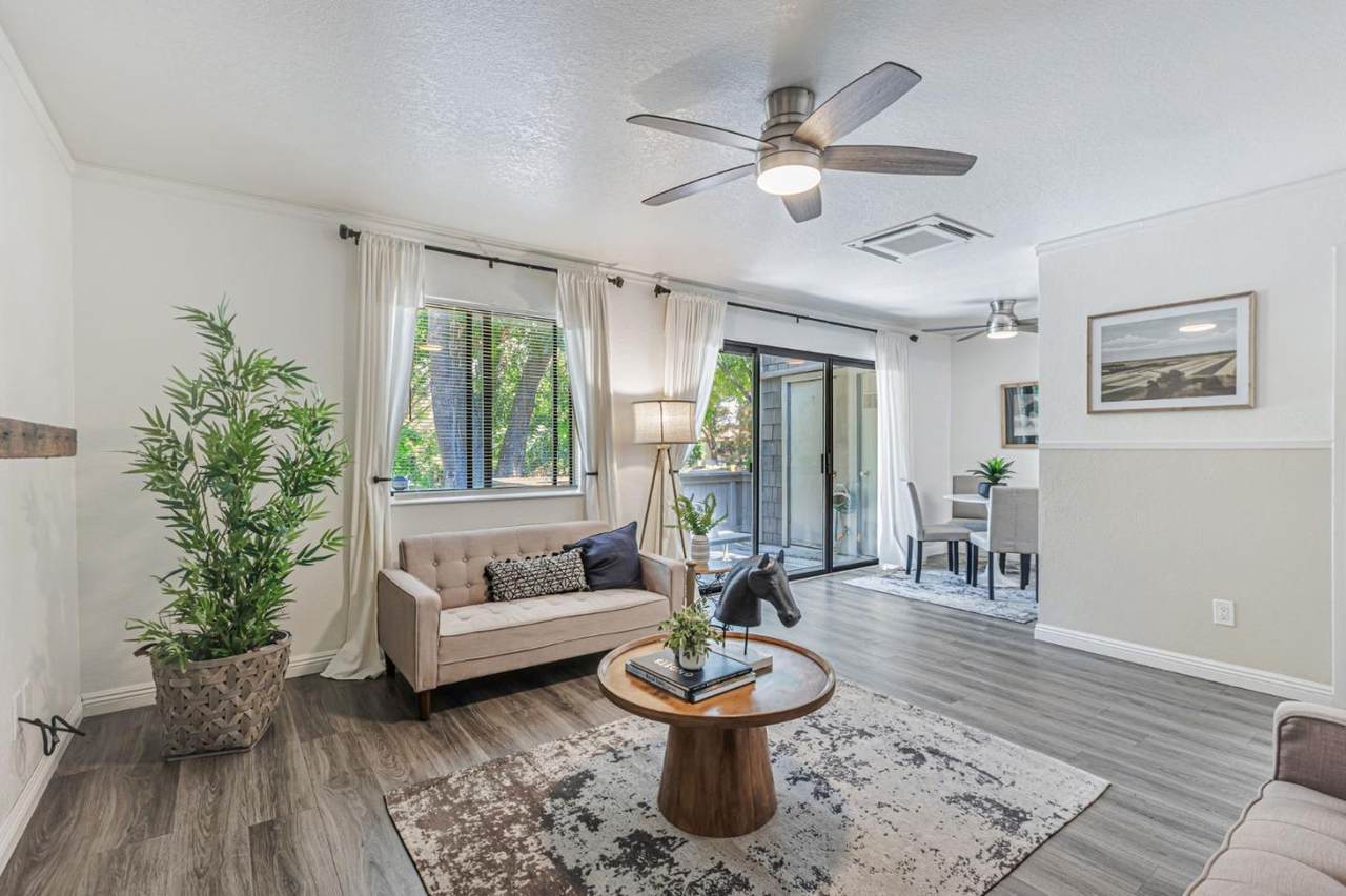 140 La Crosse Dr - Photo 1