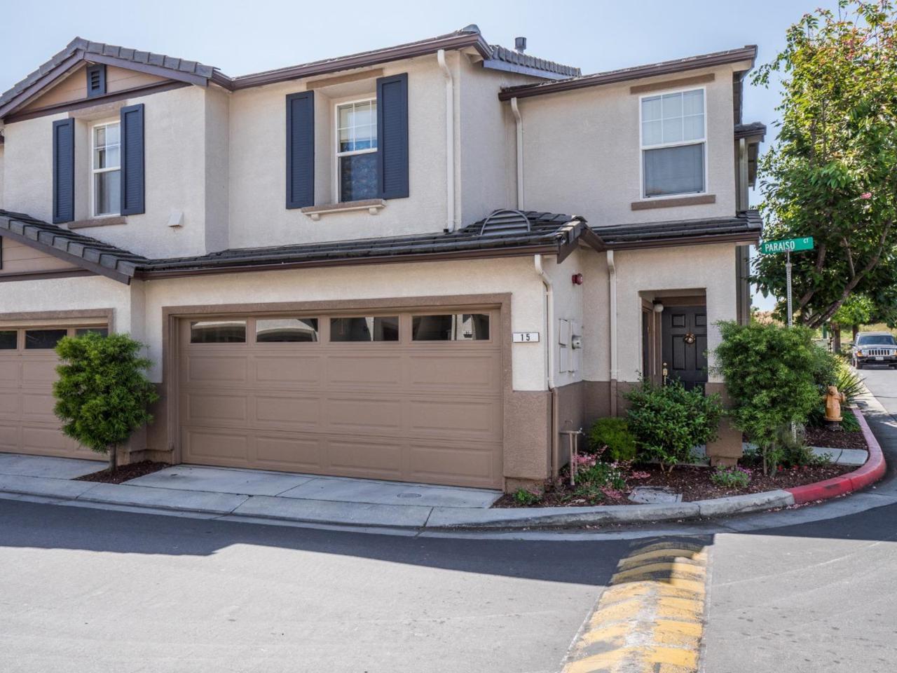15 Paraiso Ct - Photo 1