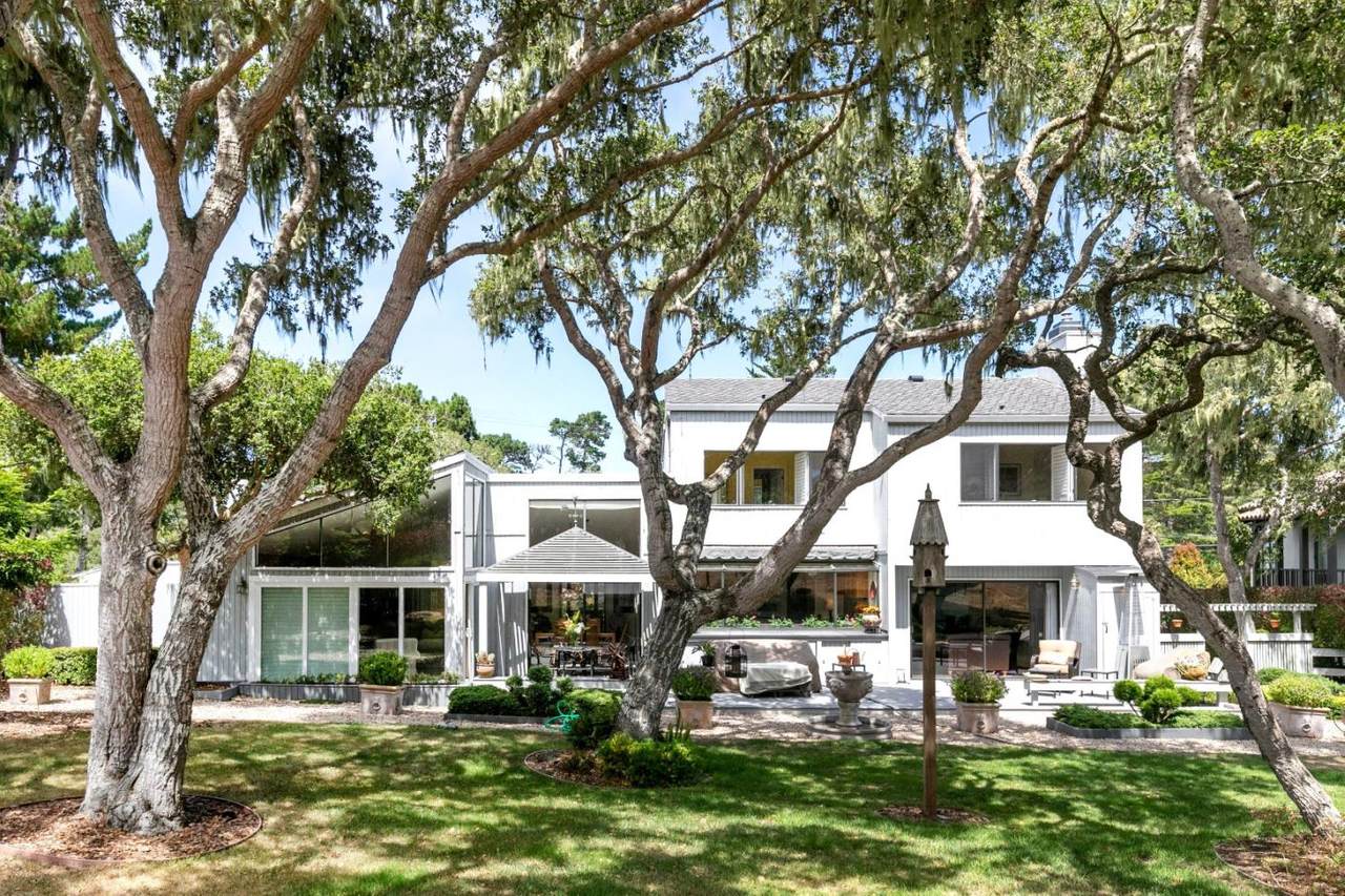 1100 Arroyo Dr - Photo 1