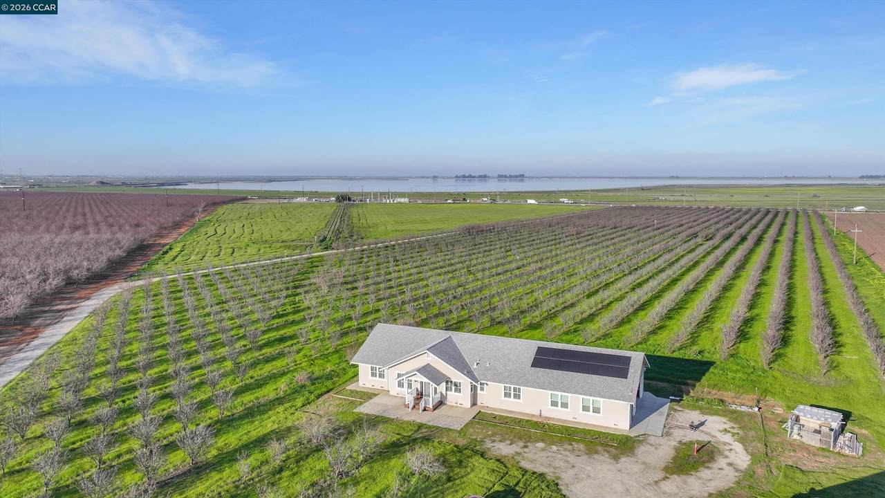 7760 Byron Hwy - Photo 1