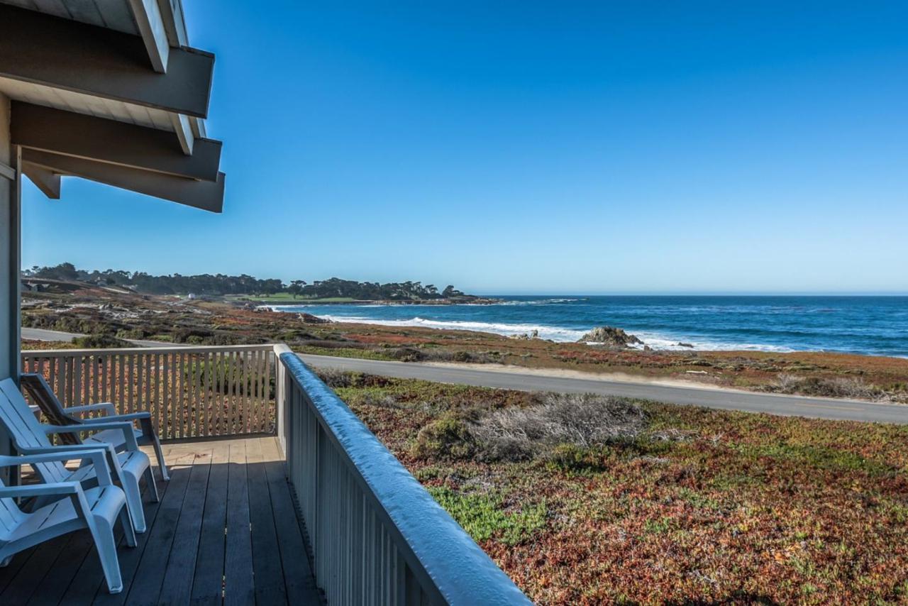 1152 Spyglass Hill Rd - Photo 1