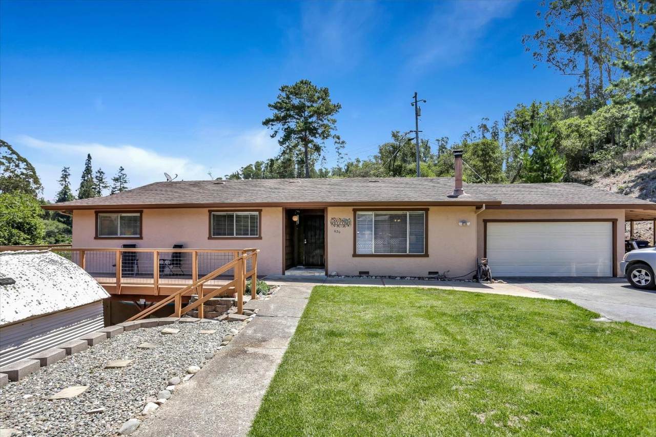 630 Paradise Rd - Photo 1