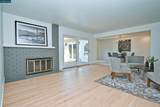 342 Fenway Dr - Photo 4