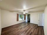 2972 Bedford Dr - Photo 15