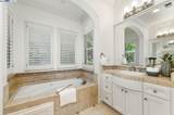 1131 Laguna Creek Ln - Photo 32
