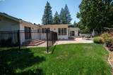 3252 Woodview Dr - Photo 32