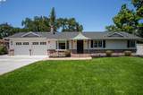 3252 Woodview Dr - Photo 41