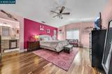 22 Village Square Pl - Photo 16