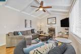 2837 Winthrop Ave - Photo 19