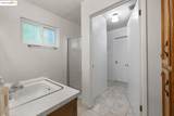 18727 Broadhurst Dr - Photo 16