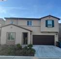 5611 Trinity Lakes Ln - Photo 1