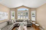 148 Medina St - Photo 4